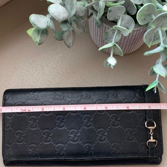 Beautiful leather Gucci long wallet - Picture 8 of 15